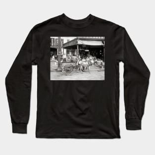 New Orleans French Market, 1910. Vintage Photo Long Sleeve T-Shirt